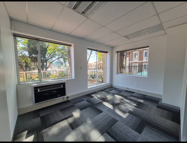321M² OFFICE TO LET IN SANDTON CENTRAL